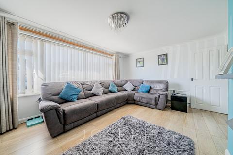 2 bedroom semi-detached house for sale, Dawnbrook Close, Ipswich, IP2