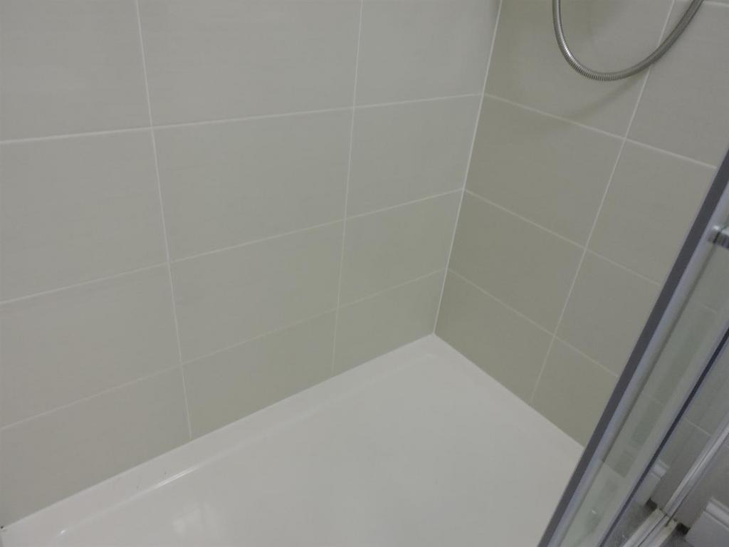 House in London - View 5