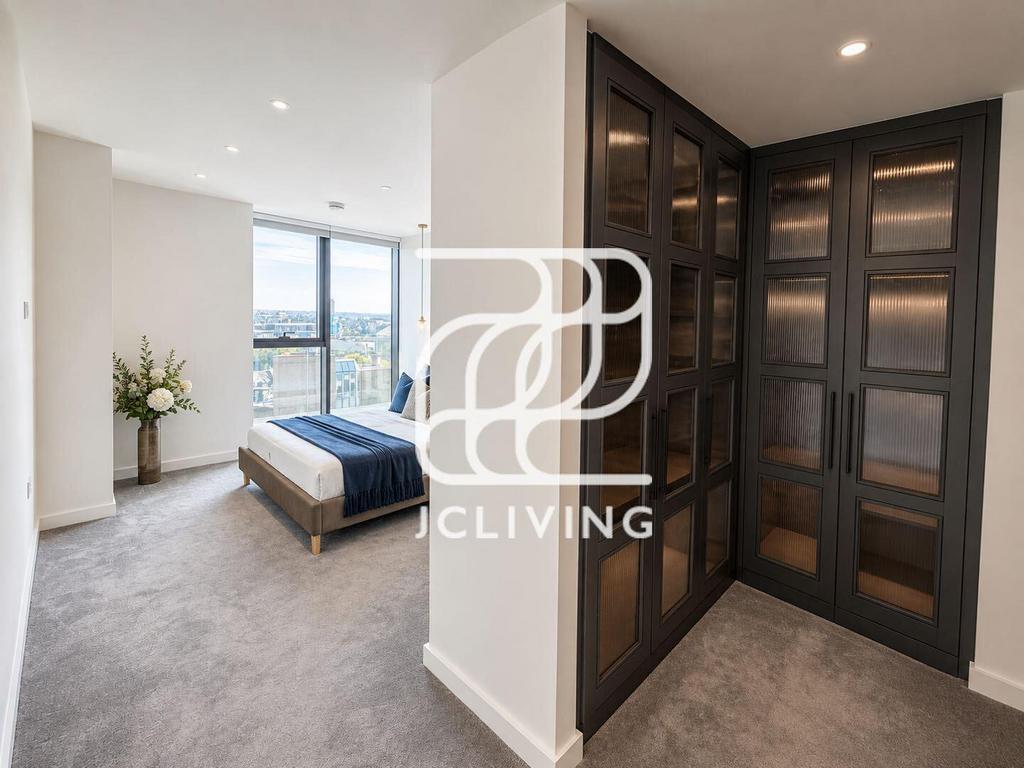 Apartment in London - View 5