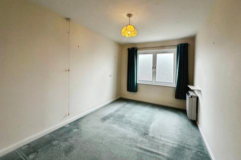 undefined, Headley Road East, Woodley, Reading