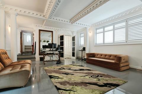 2 bedroom bungalow for sale, Crescent Place, Brighton
