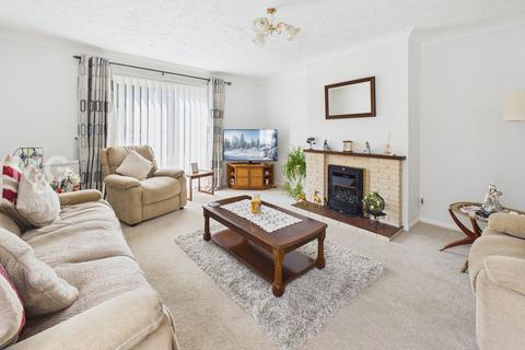 3 bedroom detached bungalow for sale, Barons Road, Bury St. Edmunds IP33