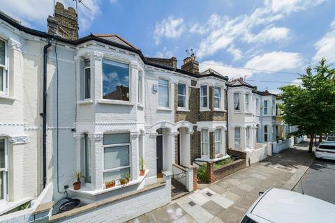 3 bedroom terraced house to rent, Candahar Road, London, SW11