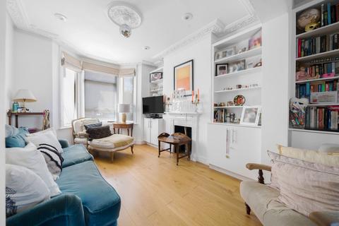 3 bedroom terraced house to rent, Candahar Road, London, SW11