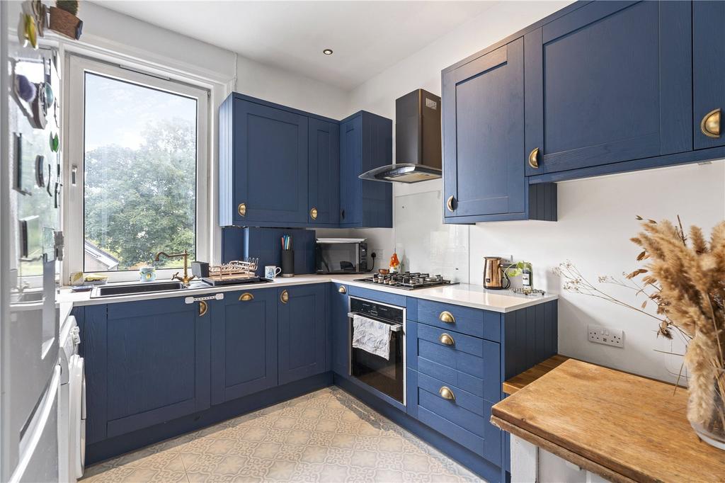 Apartment in Edinburgh - View 3