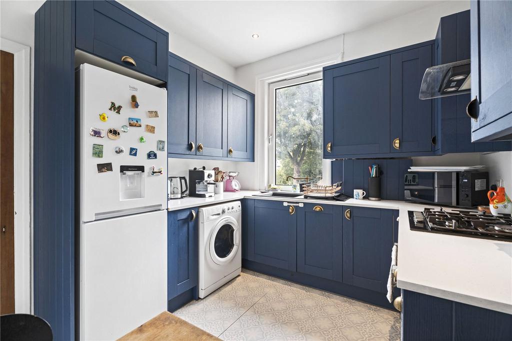 Apartment in Edinburgh - View 4