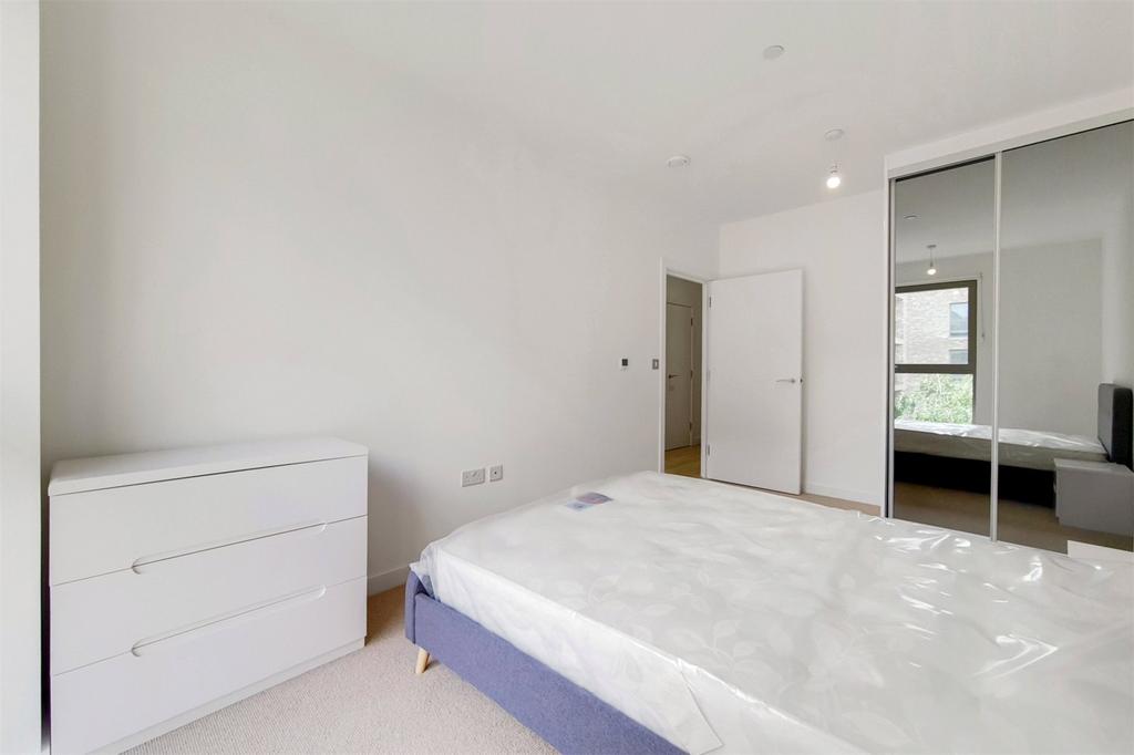 Apartment in London - More