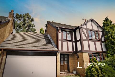 4 bedroom detached house to rent, Lancaster Road, Newcastle, Staffordshire, ST5