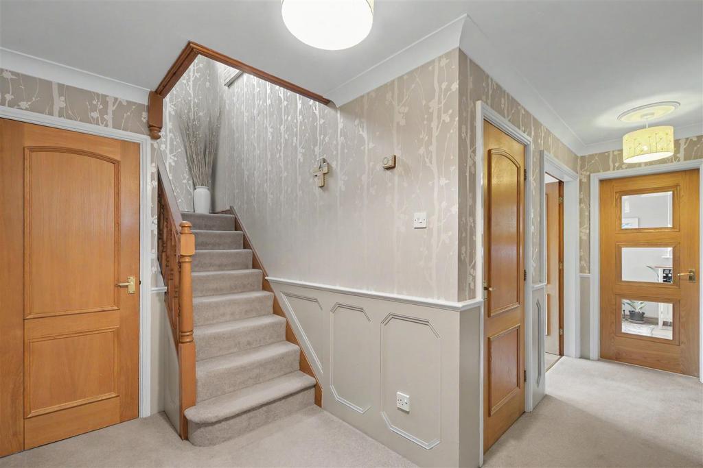 House in Nottingham - View 4