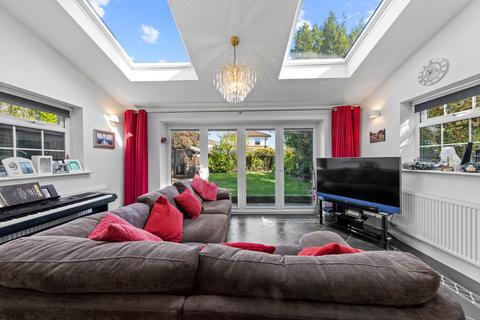 4 bedroom detached house for sale, Garwood Close, Westbrook, WA5