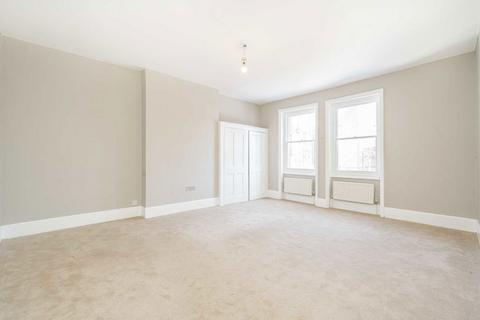 2 bedroom flat for sale, Esmond Road, London W4