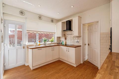 4 bedroom detached bungalow for sale, Longford Road, Cannock