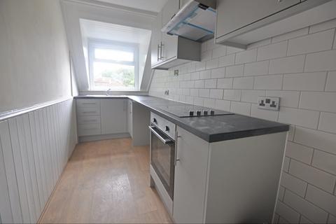 2 bedroom apartment to rent, Caterham