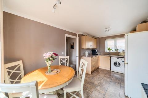 3 bedroom semi-detached house for sale, Walker Drive, Faringdon, Oxfordshire, SN7
