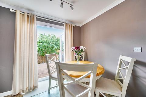3 bedroom semi-detached house for sale, Walker Drive, Faringdon, Oxfordshire, SN7