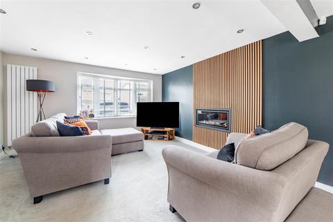 4 bedroom link detached house for sale, Ladybank, Newcastle Upon Tyne, NE5