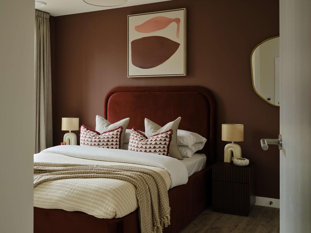 Apartment in Ilford, Essex - View 5