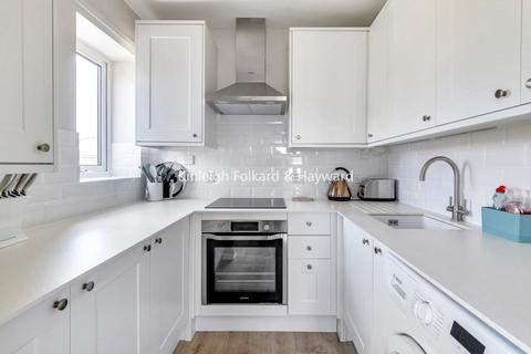 2 bedroom flat for sale, Mildmay Park, Islington, London, N1
