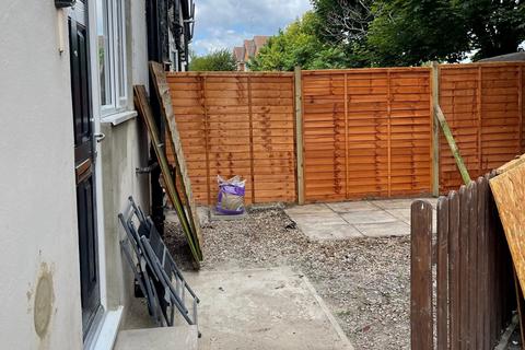 undefined, Willow Tree Lane, Hayes UB4