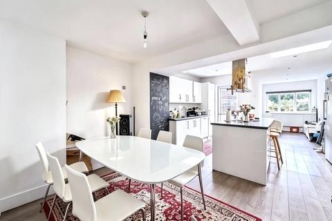 5 bedroom terraced house for sale, Maud Road, London, E13