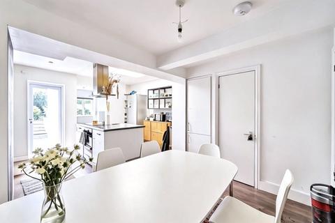 5 bedroom terraced house for sale, Maud Road, London, E13