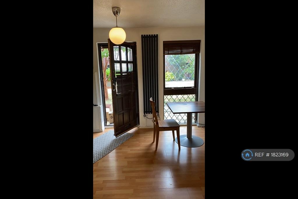 House in London - View 5
