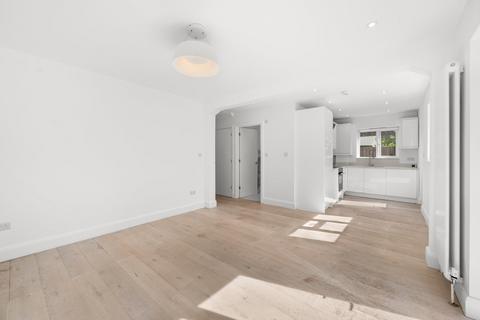 2 bedroom apartment for sale, Toynbee Road, Wimbledon, London, SW20