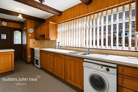 2 bedroom detached bungalow for sale, Overland Drive, Brown Edge, ST6 8RF
