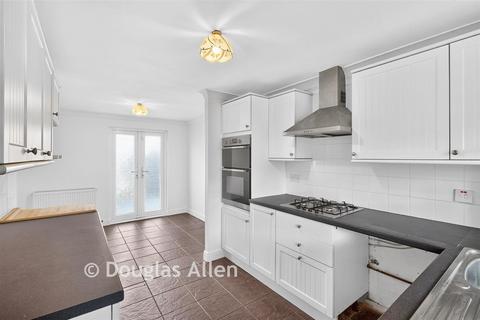 undefined, Norwood End, Basildon, Essex