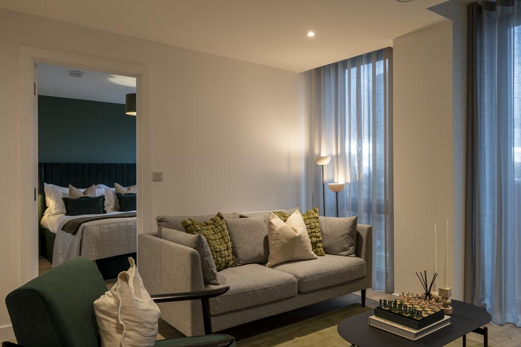 Apartment in Salford - View 4