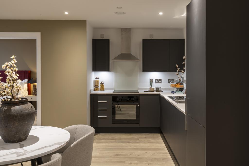 Apartment in Salford - More