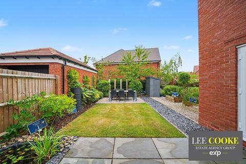 4 bedroom detached house for sale, Welshpool Road, Shrewsbury SY3
