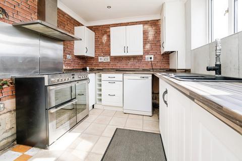 2 bedroom terraced house for sale, Fullarton Crescent, SOUTH OCKENDON, Essex, RM15