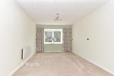 1 bedroom flat for sale, Mayplace Road East, Bexleyheath, Kent
