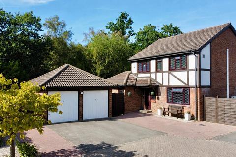 4 bedroom house for sale, Badgers Copse, Camberley GU15