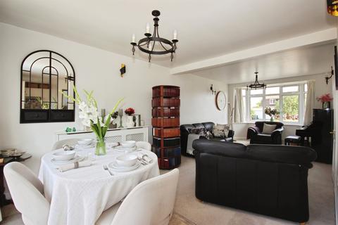 2 bedroom detached bungalow for sale, Kenilworth Road, Cubbington, Leamington Spa