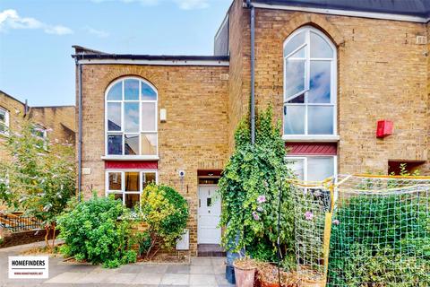 undefined, Gateway Mews, Hackney, E8