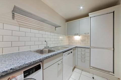 2 bedroom flat for sale, Barrier Point Road, London, E16