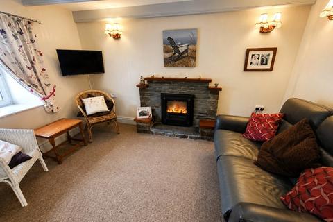 2 bedroom semi-detached house for sale, St. Davids Road, Haverfordwest SA62