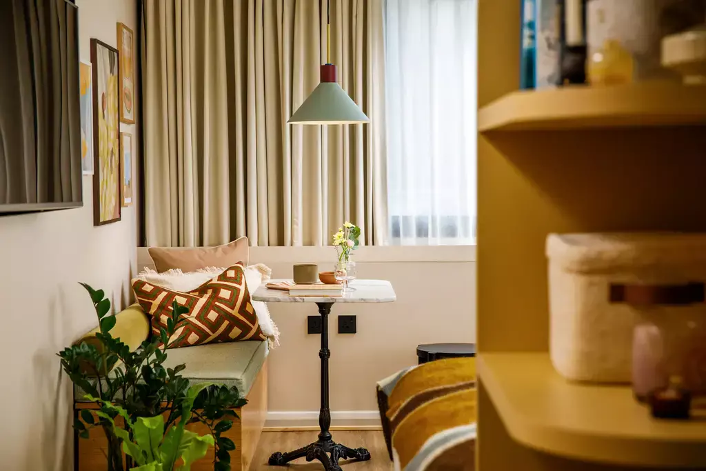 Apartment in London - View 2