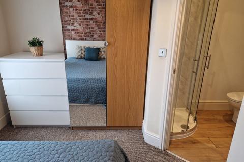 1 bedroom in a house share to rent, Harefield Road, Coventry, CV2