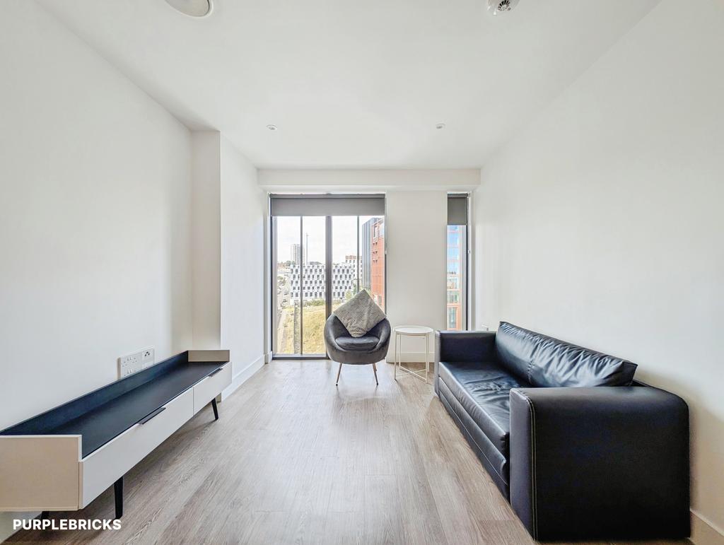 Apartment in Newcastle upon Tyne - View 3