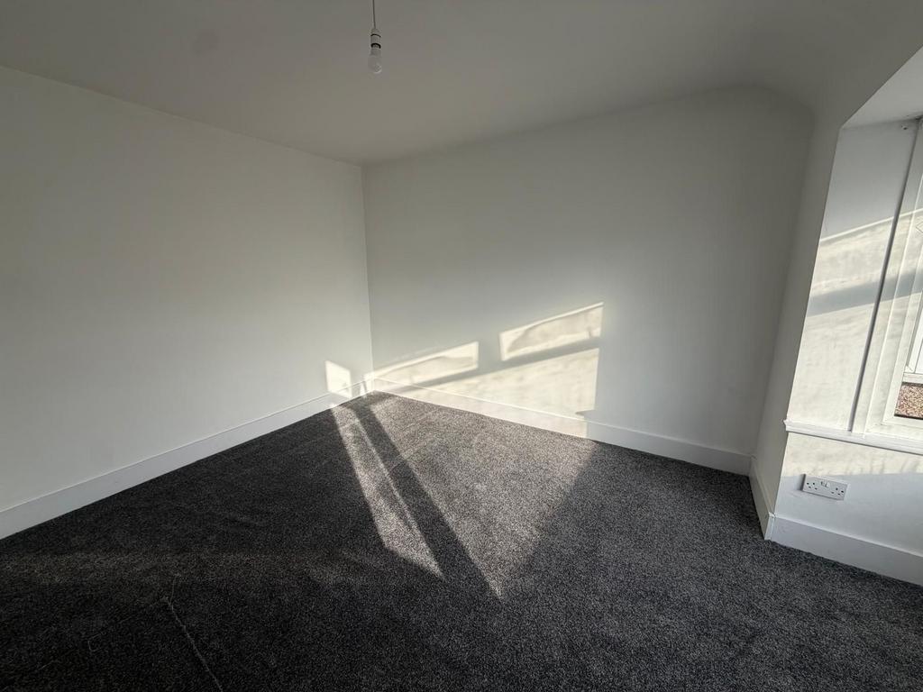 House in Greenford - View 2