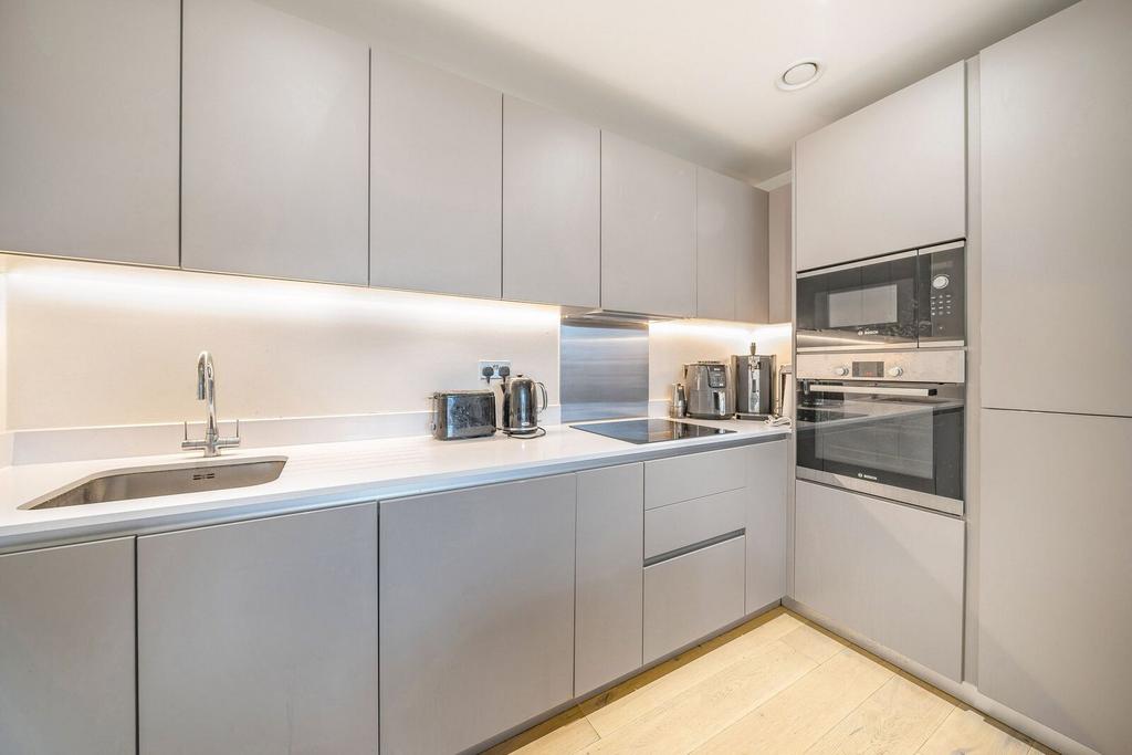 Apartment in London, Royal Borough of Greenwich - View 4