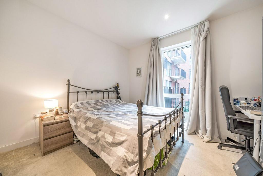 Apartment in London, Royal Borough of Greenwich - More