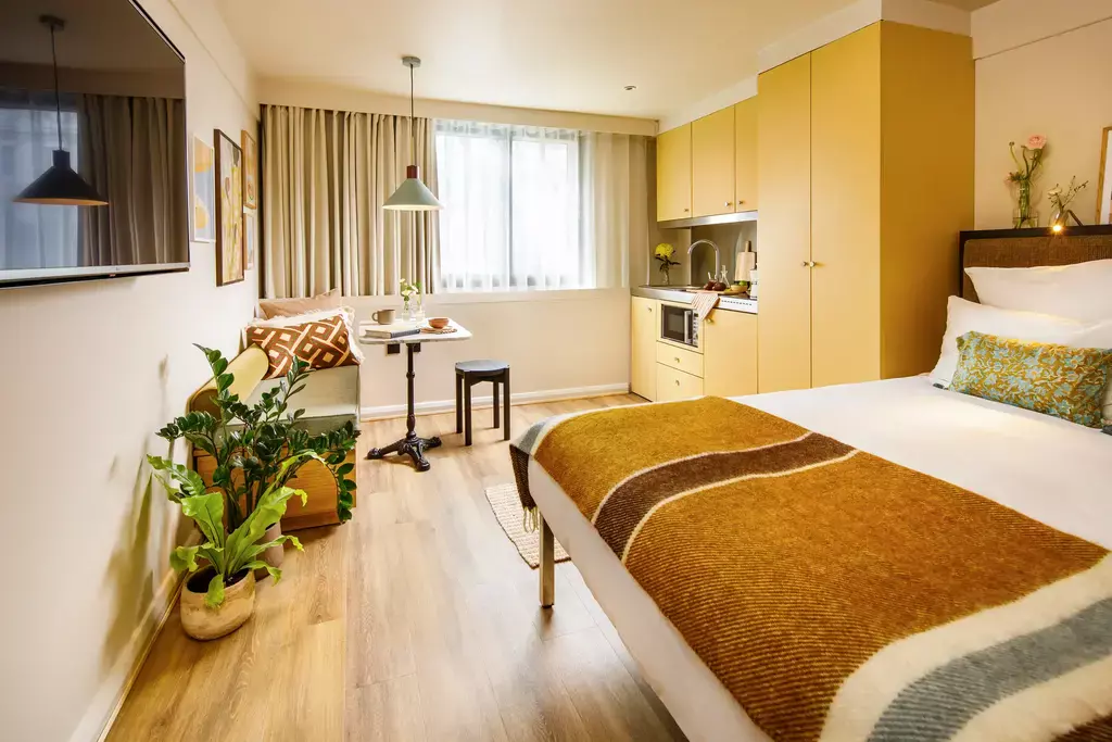 Apartment in London - View 2