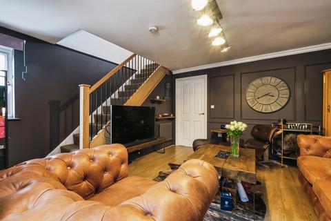 3 bedroom end of terrace house for sale, Smithy Court, Hereford