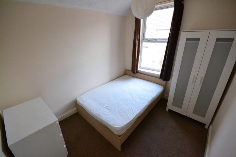 House in Nottingham - View 3