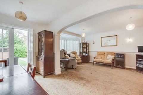 4 bedroom link detached house for sale, Carlton Road, Sidcup, DA14