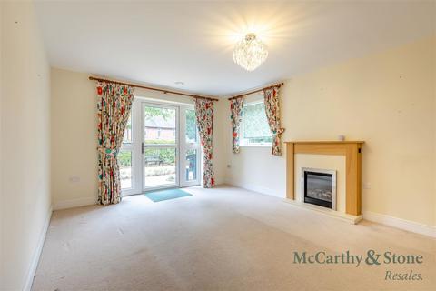 2 bedroom apartment for sale, Humphrey Court, The Oval, Stafford, Staffordshire, ST17 4SD
